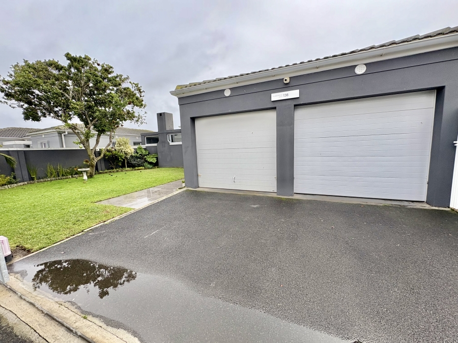 3 Bedroom Property for Sale in Sunningdale Western Cape